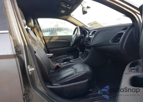 2012 Chrysler 200 Limited z USA, uszkodzony, nr VIN 1C3CCBCB7CN140829